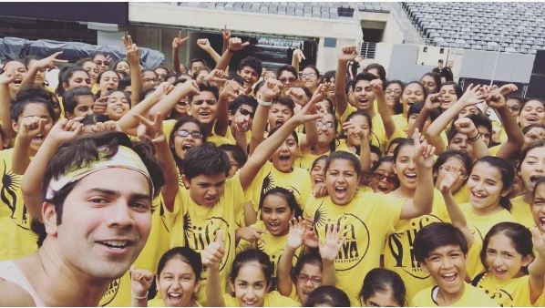  WATCH: Varun Dhawan rehearses with kids for his IIFA 2017 performance and it’s adorable 