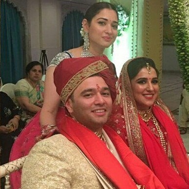  WOW! Tamannaah Bhatia looks gorgeous at her brother’s wedding 