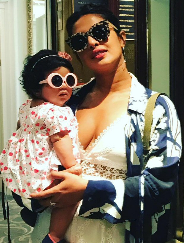  OMG! This picture of Priyanka Chopra with her niece is the cutest thing you’ll see today 