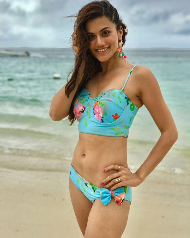  HOTNESS: Taapsee Pannu looks stunning in a floral bikini in the song 'Aa Toh Sahi’ from Judwaa 2 