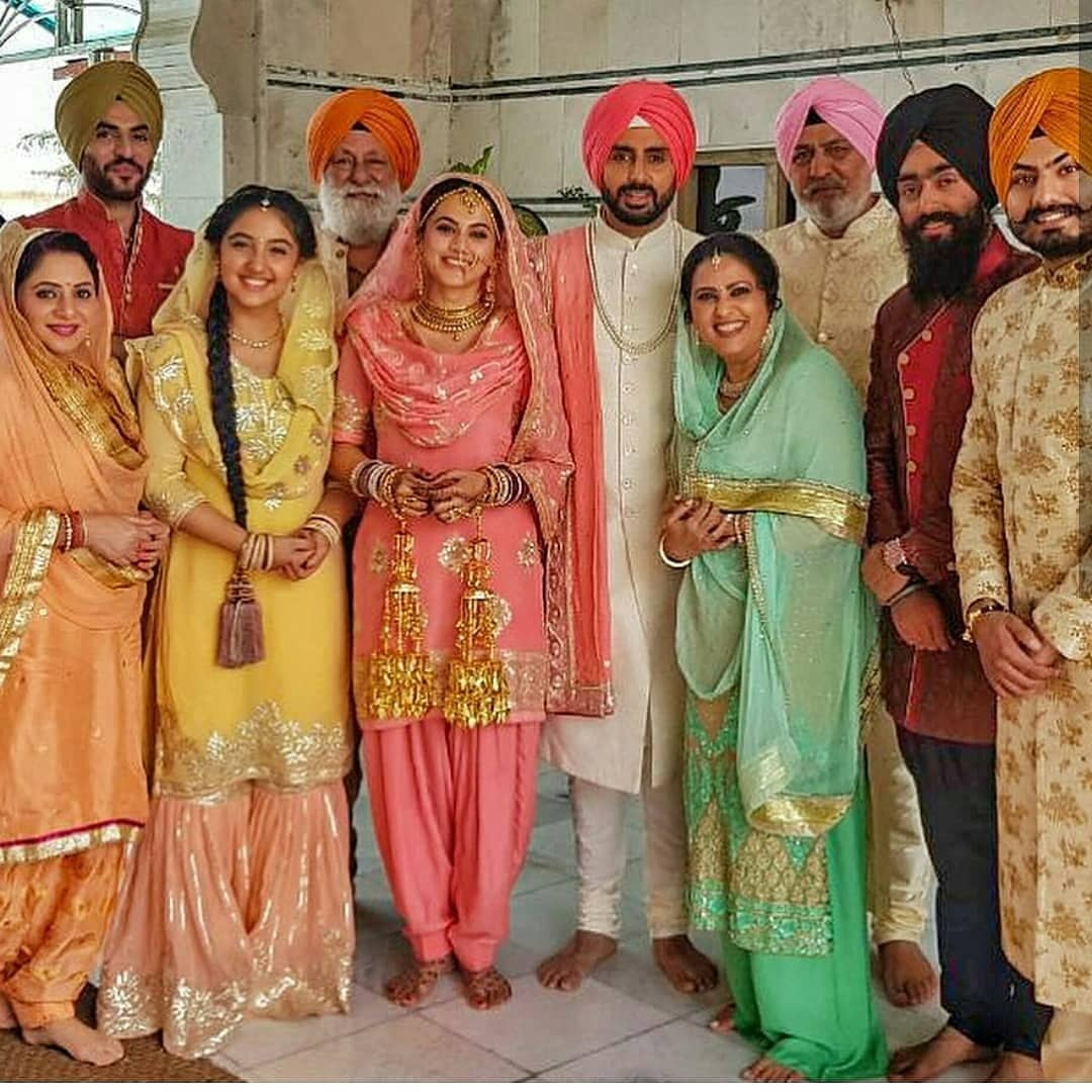 Check Out! Taapsee Pannu becomes Abhishek Bachchan’s bride in Manmarziyaan Check Out! Taapsee Pannu becomes Abhishek Bachchan’s bride in Manmarziyaan