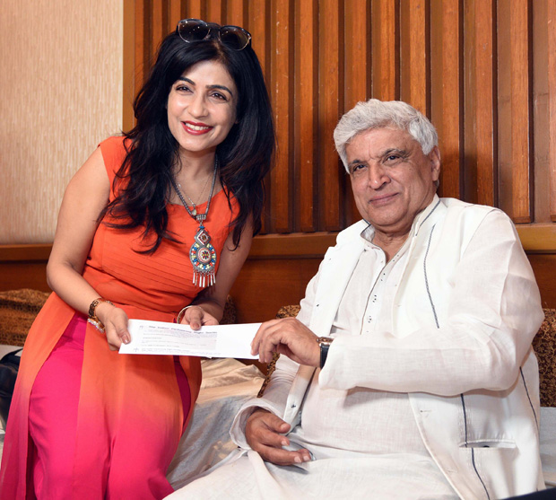 Javed Akhtar distributes Rs. 13 crores royalty to composers and authors Javed Akhtar distributes Rs. 13 crores royalty to composers and authors