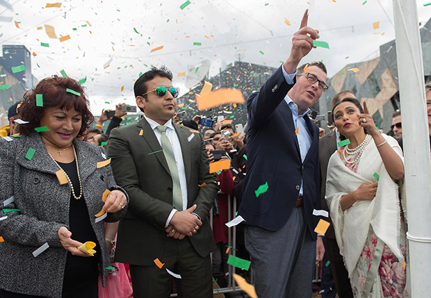 After meeting Rani Mukerji, Minister Daniel Andrews grants a $ 5 million grant to Bollywood