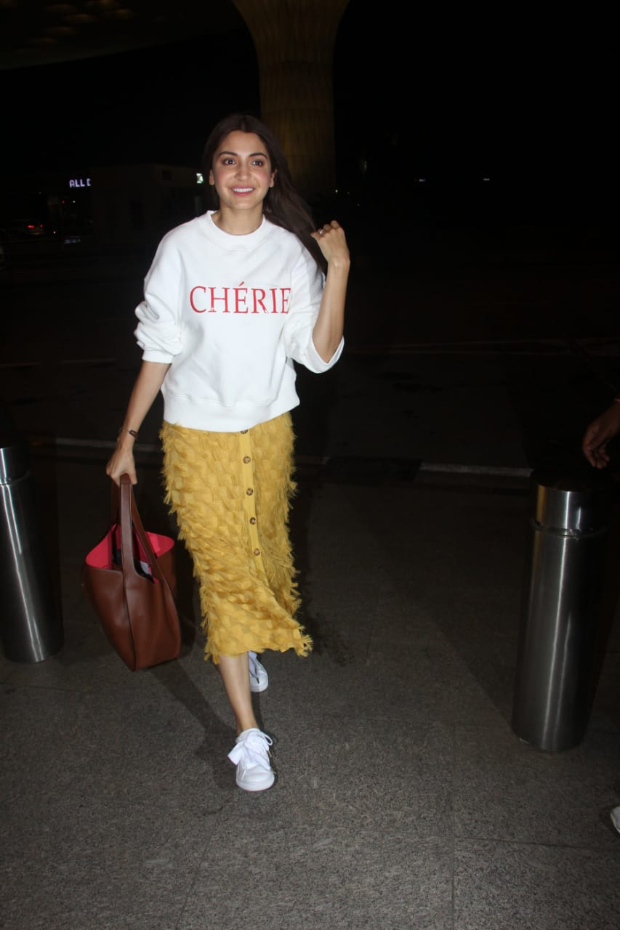 Here's why Anushka Sharma is flying to London in the midst of Sui Dhaaga promotions Here's why Anushka Sharma is flying to London in the midst of Sui Dhaaga promotions
