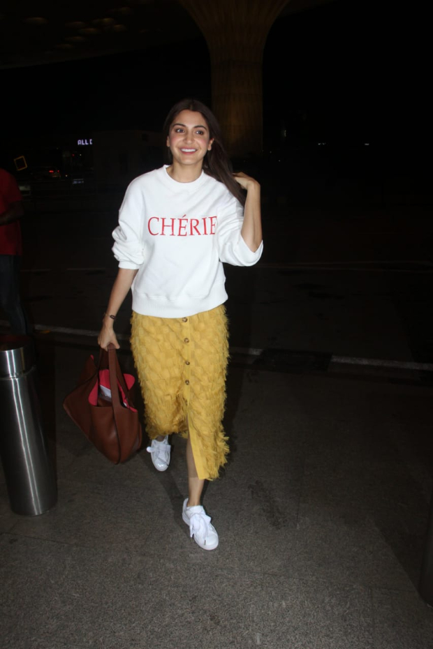Here's why Anushka Sharma is flying to London in the midst of Sui Dhaaga promotions Here's why Anushka Sharma is flying to London in the midst of Sui Dhaaga promotions