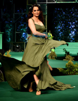 Kangana Ranaut walks the ramp at the Aditya Birla LiveEco fashion show