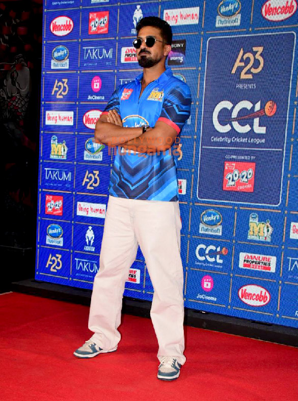 Photos: Bobby Deol, Saqib Saleem and others attend the press conference of CCL team Mumbai Heroes
