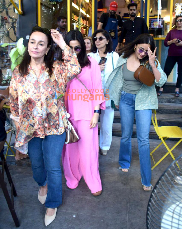 Photos: Alia Bhatt, Neetu Kapoor, Shaheen Bhatt, and Soni Razdan snapped outside a cafe in Bandra