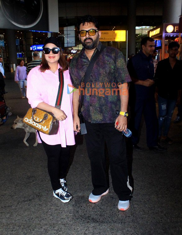 Photos: Ananya Panday, Kapil Sharma and Ginni Chatrath snapped at the airport