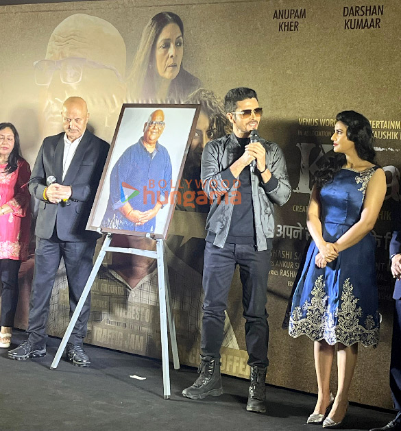 Photos: Anupam Kher, Javed Akhtar, Darshan Kumaar and others snapped at Kaagaz 2 trailer launch