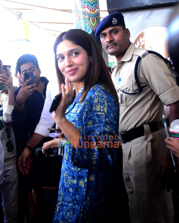 Photos: Bhumi Pednekar, Esha deol, Varun Dhawan and wife Natasha Dalal snapped at Goa airport