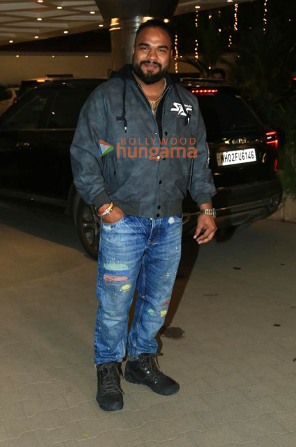 Photos: Celebs attend Mayyank Taandon and Mayuri Soni’s wedding reception