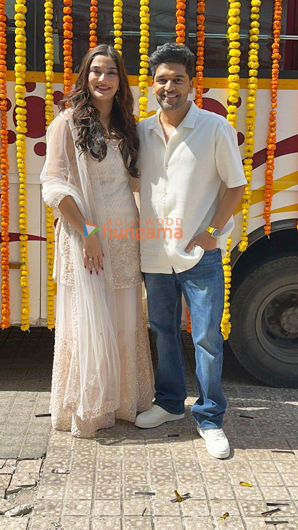 Photos: Guru Randhawa, Saiee Manjrekar and others snapped at Kuch Khattaa Ho Jaay trailer launch