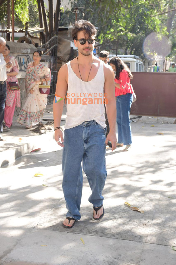 Photos: Jackie Shroff and Tiger Shroff snapped at Krome Studio in Bandra
