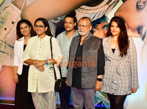 Photos: Janhvi Kapoor, Shahid Kapoor, Kriti Sanon and others grace the premiere of Teri Baaton Mein Aisa Uljha Jiya