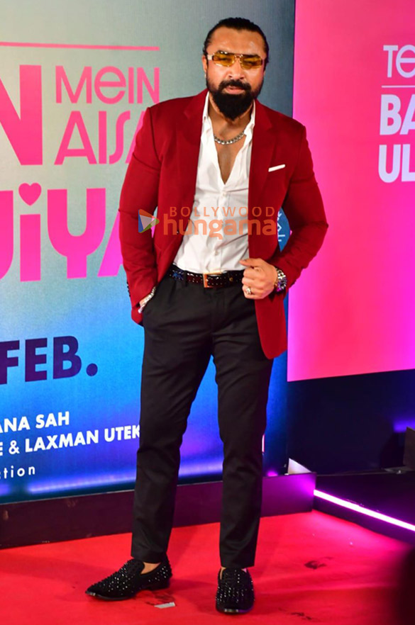 Photos: Janhvi Kapoor, Shahid Kapoor, Kriti Sanon and others grace the premiere of Teri Baaton Mein Aisa Uljha Jiya