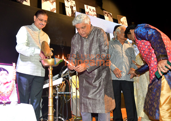 Photos: Javed Akhtar, Udit Narayan, Shaan & others pay tribute to Lata Mangeshkar at ISAMRA Sangeetmay Baithak