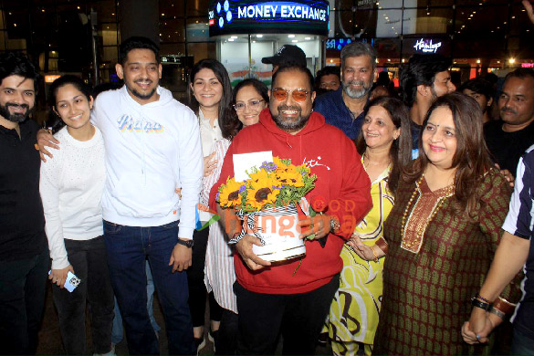 Photos: Kareena Kapoor Khan, Preity Zinta and others snapped at the airport