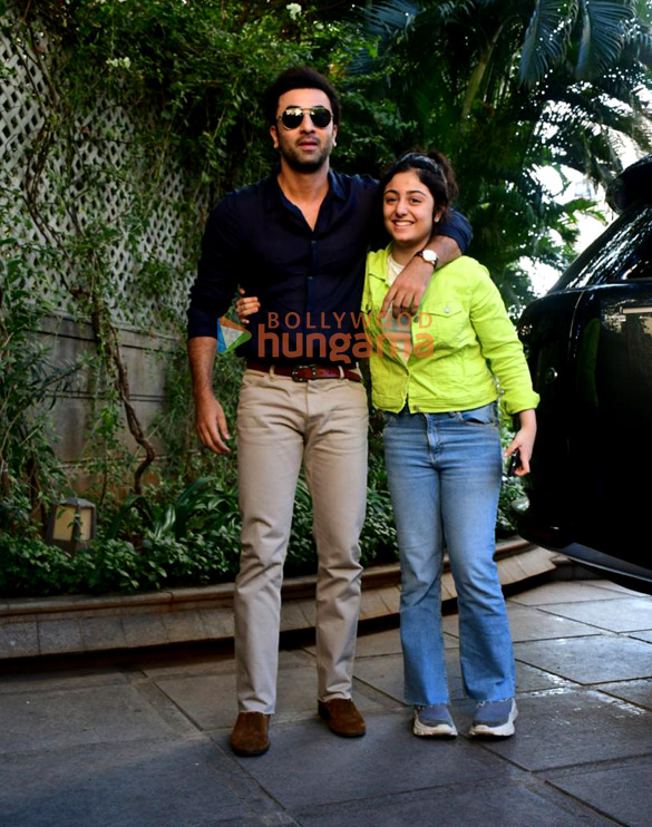 Photos: Kareena Kapoor Khan, Saif Ali Khan, Ranbir Kapoor, Randhir Kapoor, Taimur Ali Khan & others snapped at Jeh's birthday party