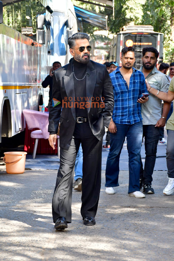 Photos: Madhuri Dixit, Suniel Shetty and Abhishek Kumar snapped on the sets of Dance Deewane