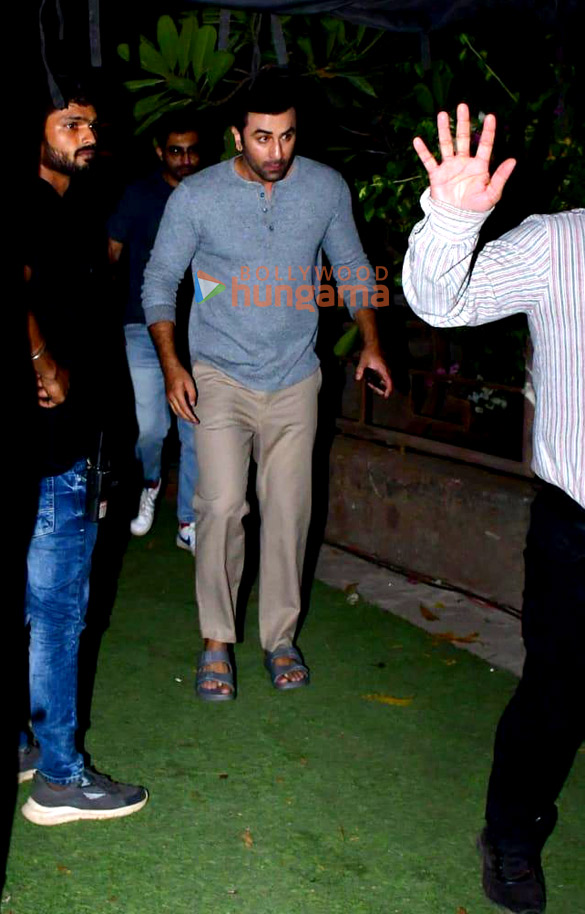 Photos: Ranbir Kapoor snapped in Mumbai