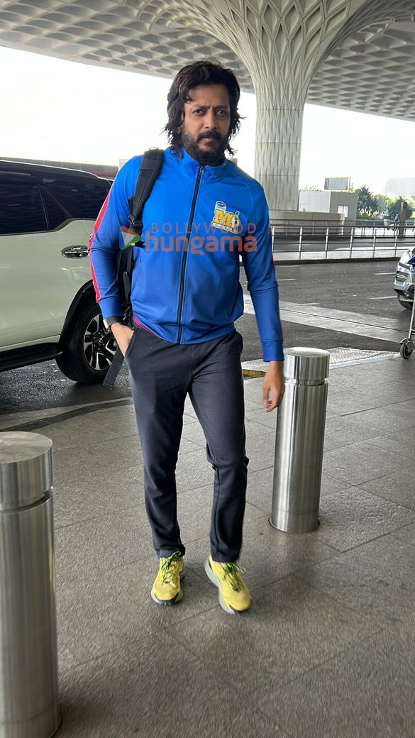 Photos: Sanya Malhotra, Riteish Deshmukh, Karan Johar and others snapped at the airport
