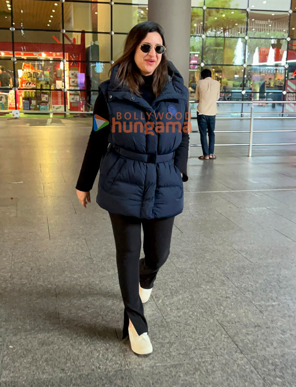 Photos: Alia Bhatt, Kartik Aaryan, Parineeti Chopra and Tamannaah Bhatia snapped at the airport