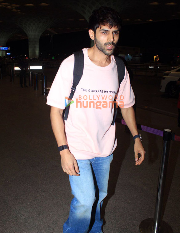 Photos: Alia Bhatt, Kartik Aaryan, Parineeti Chopra and Tamannaah Bhatia snapped at the airport
