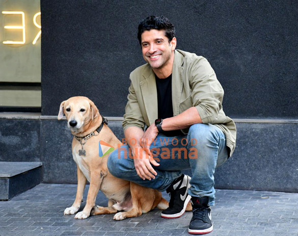 Photos: Farhan Akhtar and Kunal Kemmu snapped promoting their film Madgaon Express