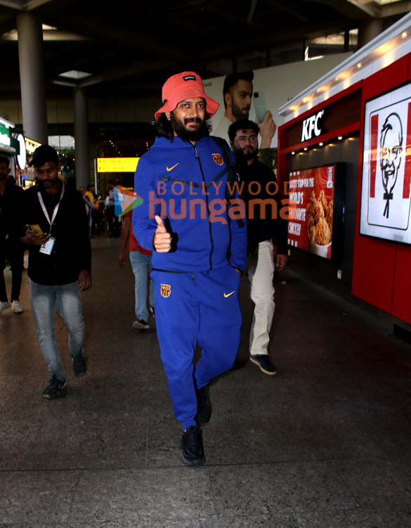 Photos: Kartik Aaryan, Tamannaah Bhatia and others snapped at the airport