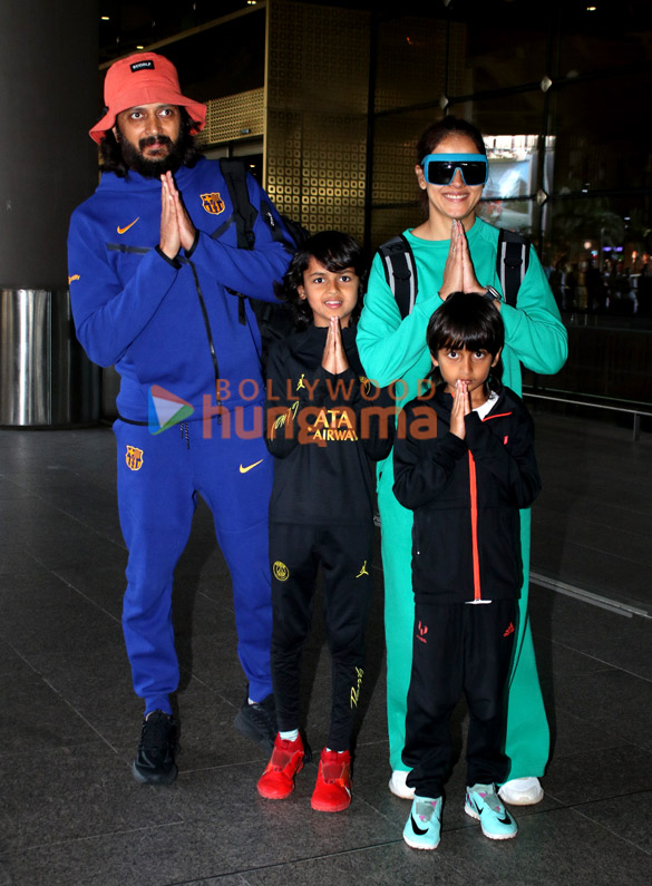 Photos: Kartik Aaryan, Tamannaah Bhatia and others snapped at the airport