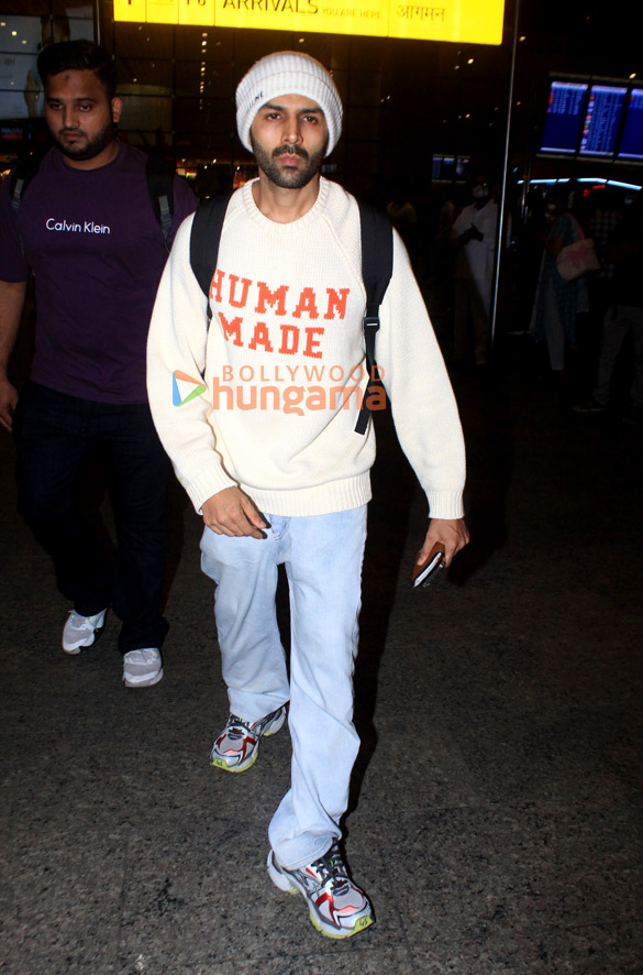 Photos: Kartik Aaryan, Tamannaah Bhatia and others snapped at the airport