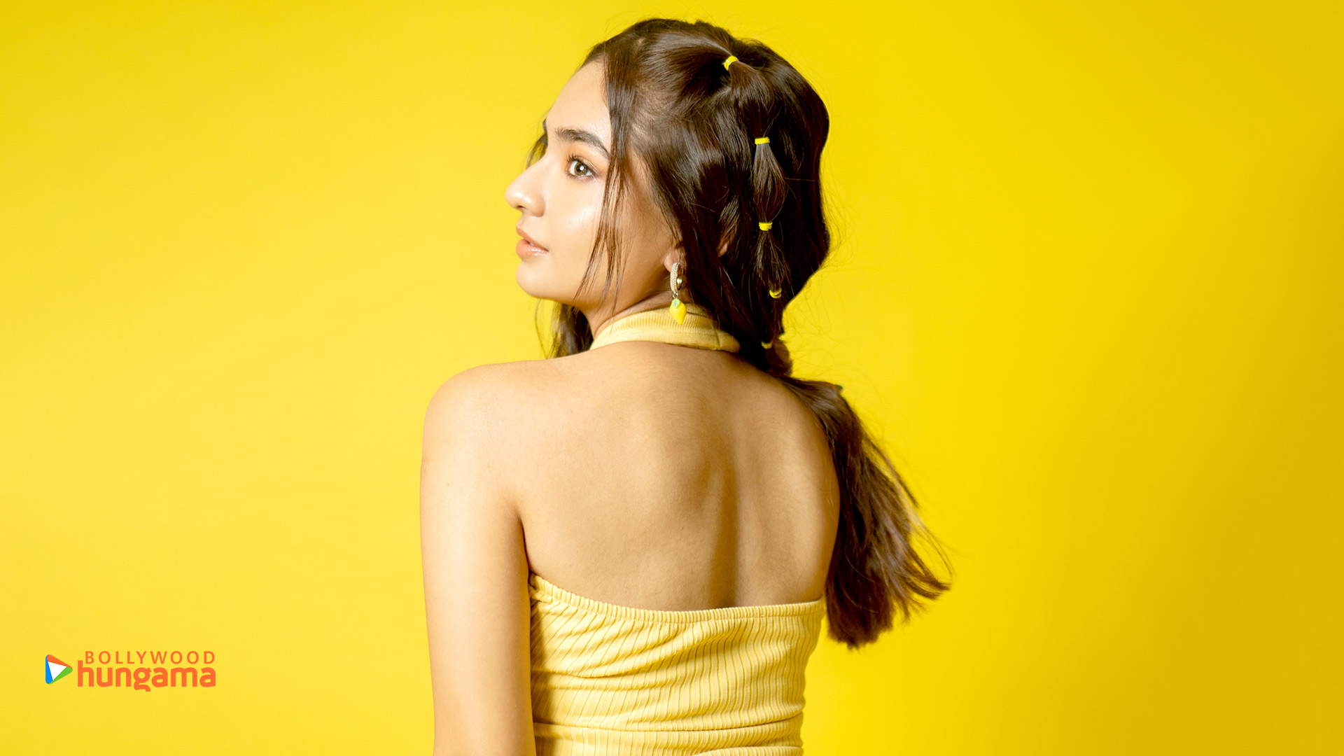 Anushka Sen Wallpapers | anushka-sen-26-4 - Bollywood Hungama