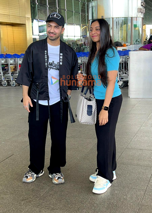 Photos: Chahatt Khanna, Tanishaa Mukerji, Neil Nitin Mukesh and others snapped at the airport