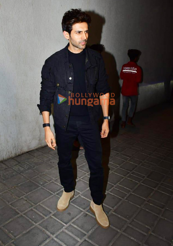 Photos: Kartik Aaryan snapped promoting Chandu Champion