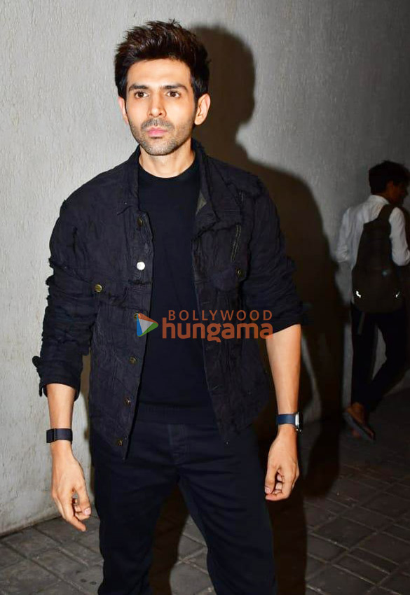 Photos: Kartik Aaryan snapped promoting Chandu Champion