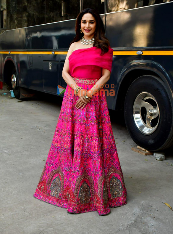 Photos: Madhuri Dixit, Suniel Shetty, Bharti Singh and others snapped on the sets of Dance Deewane 4