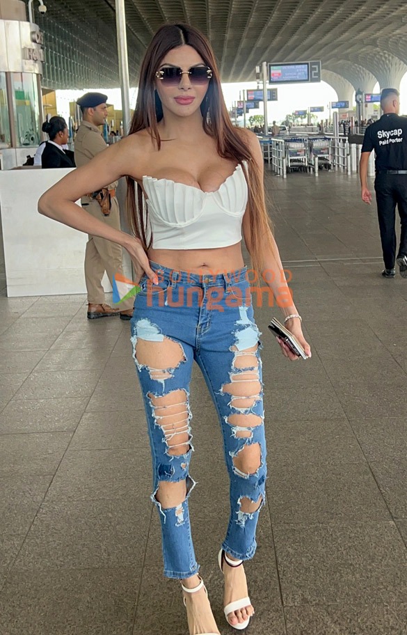 Photos: Preity Zinta, Sherlyn Chopra and others snapped at the airport