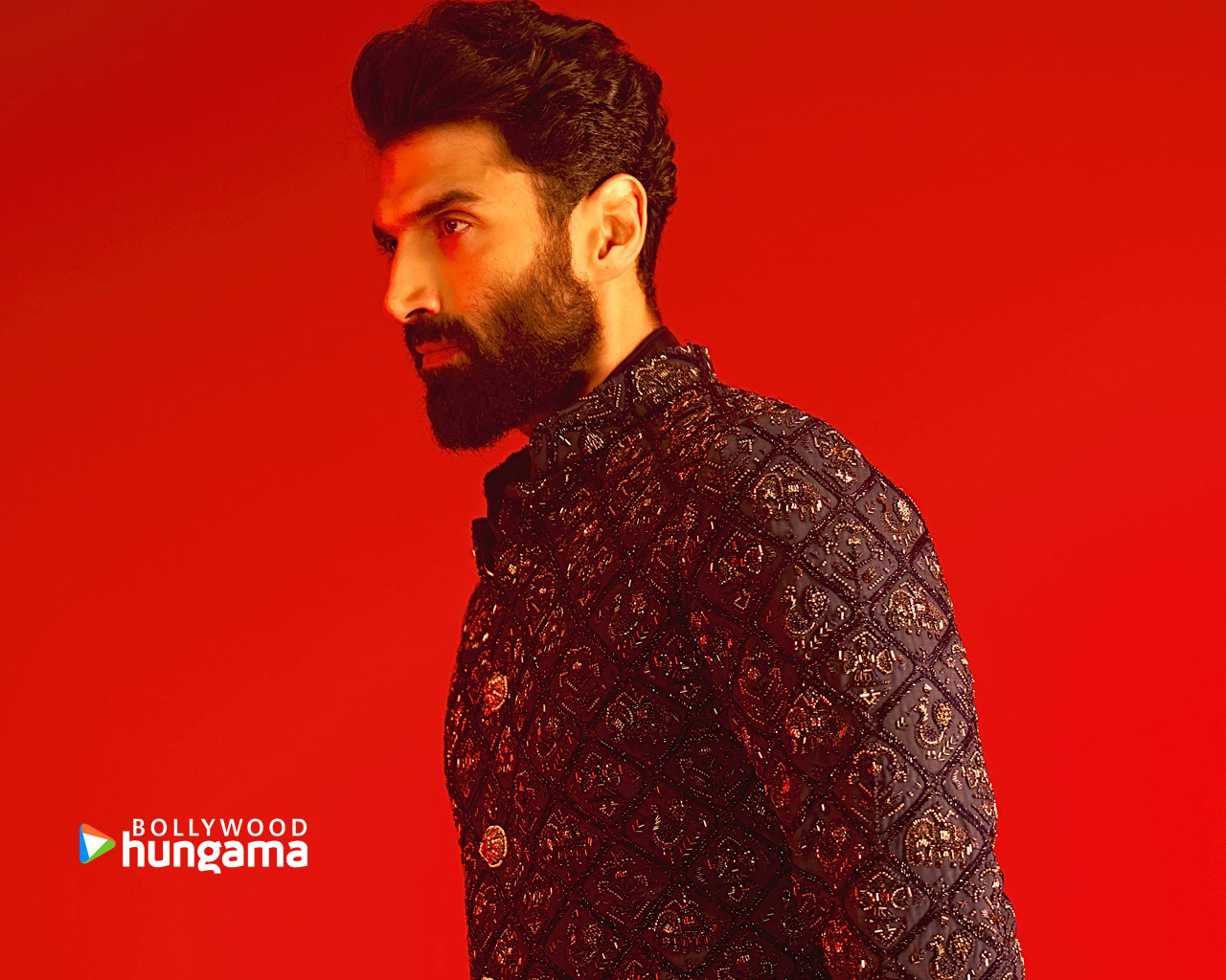 Aditya Roy Kapur Wallpapers aditya-roy-kapur-3-5 - Bollywood Hungama