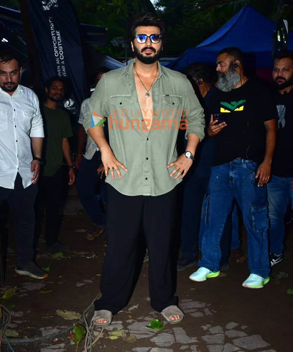 Photos: Arjun Kapoor snapped in Juhu