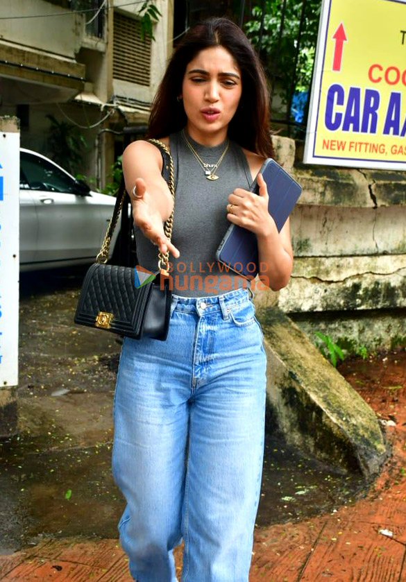 Photos: Bhumi Pednekar snapped in Juhu