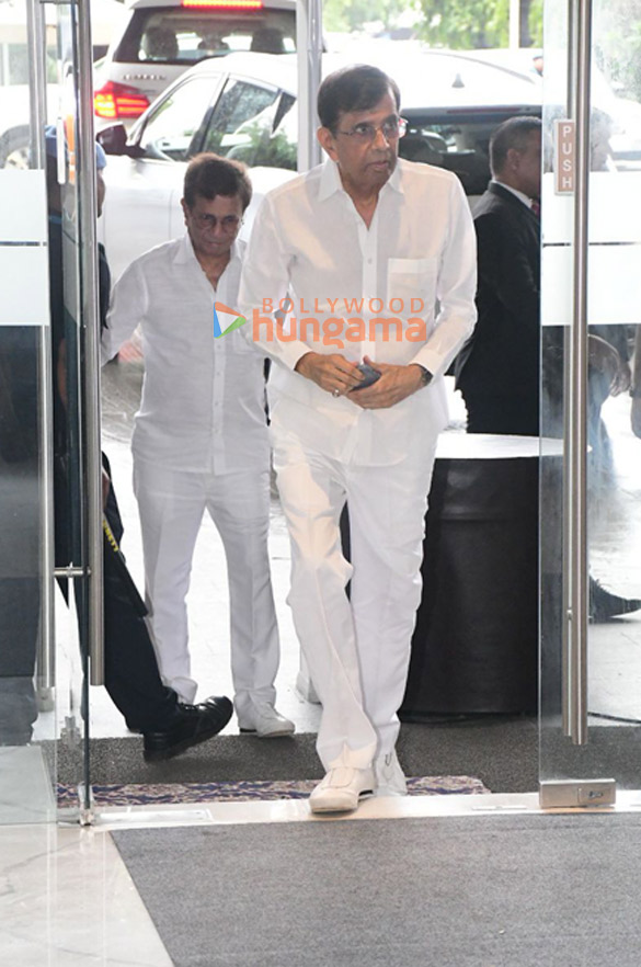 Photos: Celebs attend the prayer meet of Krishan Kumar's daughter Tishaa Kumar