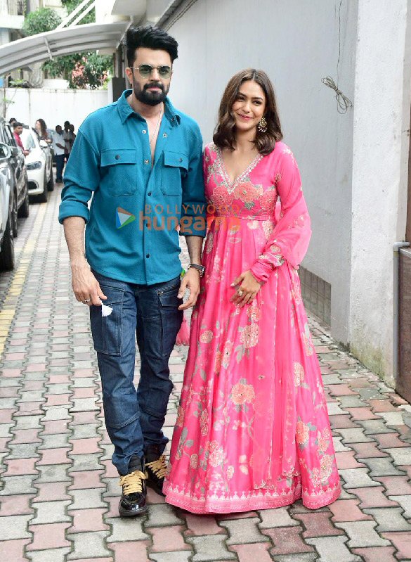 Photos: Mrunal Thakur and Maniesh Paul spotted at Tips office in Khar