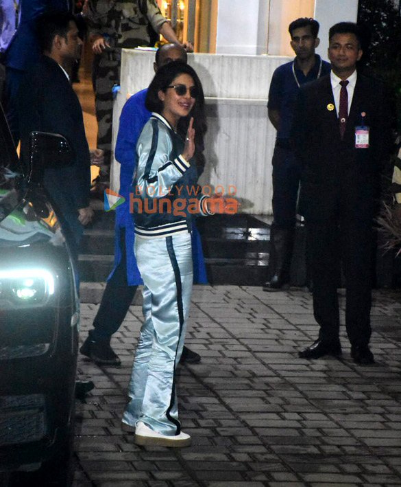 Photos: Priyanka Chopra Jonas snapped at Kalina airport