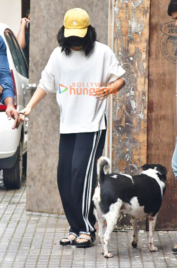 Photos: Rashmika Mandanna snapped in Juhu
