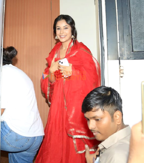 Photos: Shehnaaz Gill and Dhvani Bhanushali along with her father Vinod Bhanushali attend the Dahi Handi celebrations in Ghatkopar