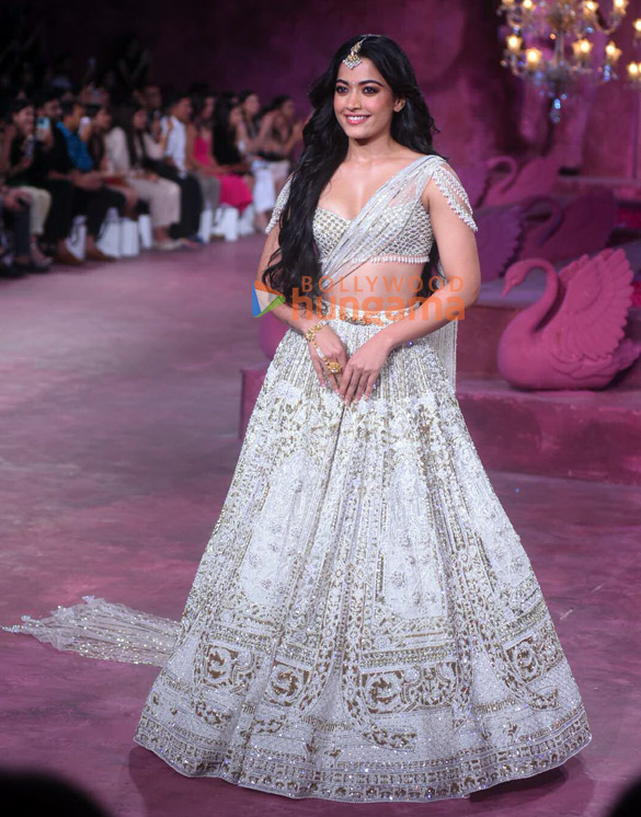 Photos: Vicky Kaushal and Rashmika Mandanna walk the ramp for Falguni and Shane Peacock at India Couture Week 2024