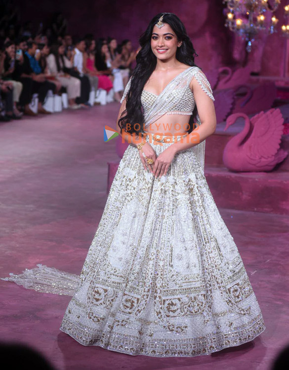 Photos: Vicky Kaushal and Rashmika Mandanna walk the ramp for Falguni and Shane Peacock at India Couture Week 2024