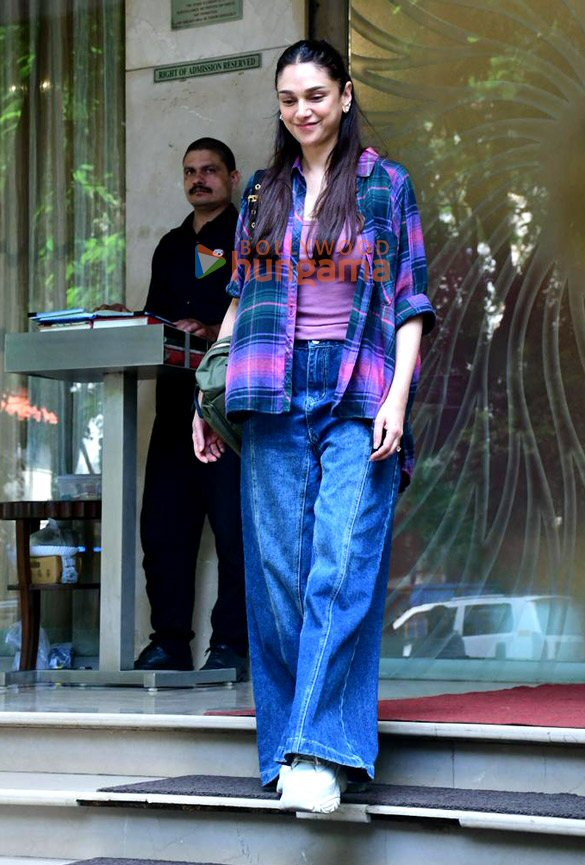 Photos: Aditi Rao Hydari snapped in Bandra