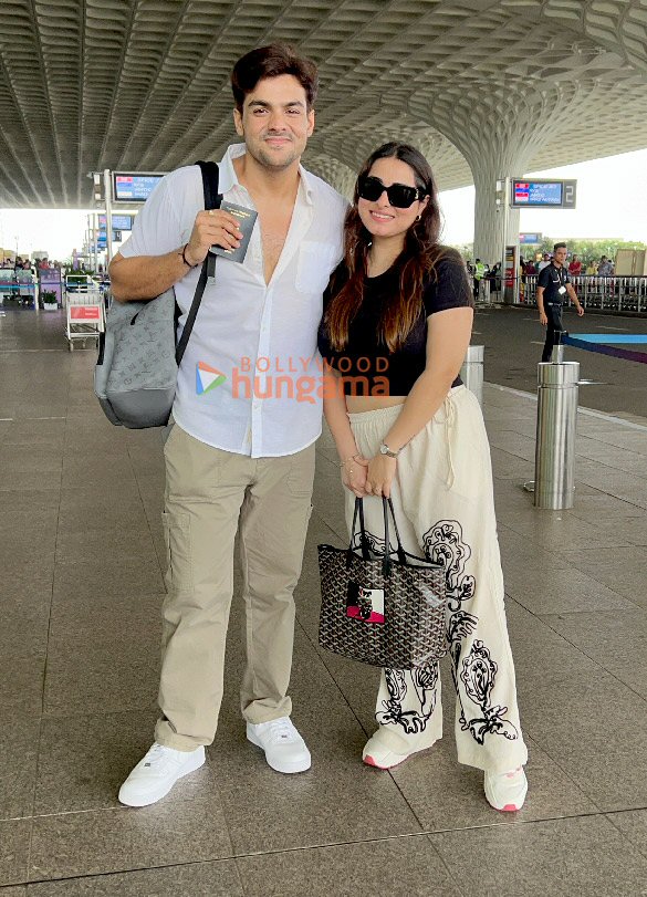 Photos: Ananya Panday, Tamannaah Bhatia and others snapped at the airport